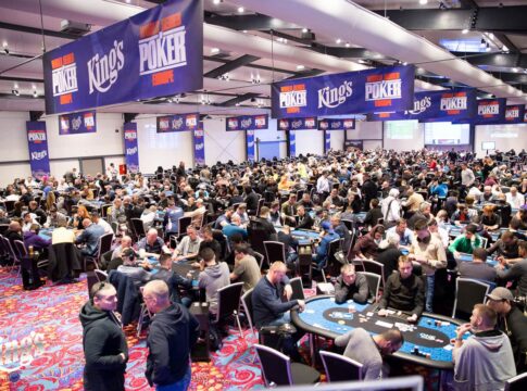 Starker Auftakt bei den WSOPC Deep Stack Open – „Herz wie Löwe“ holt sich einen massiven Chiplead!