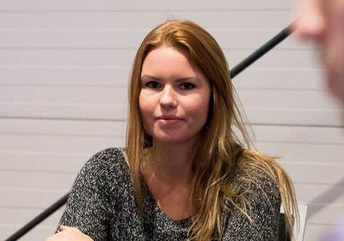 Jamila von Perger unter den Bigstacks im Finale des WSOPC Oktoberfest im King’s!