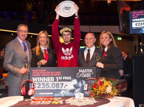 Claas Segebrecht gewinnt das Master Classics of Poker Main Event für €235.087!