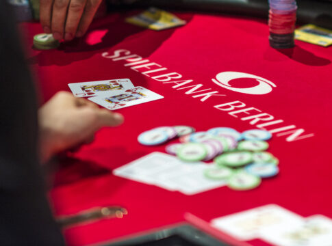 Schon €77.871 im Preispool zum Start des Triple A Series Main Events!