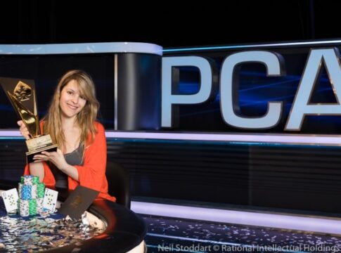 PCA Main Event – Maria Lampropoulos holt den Titel