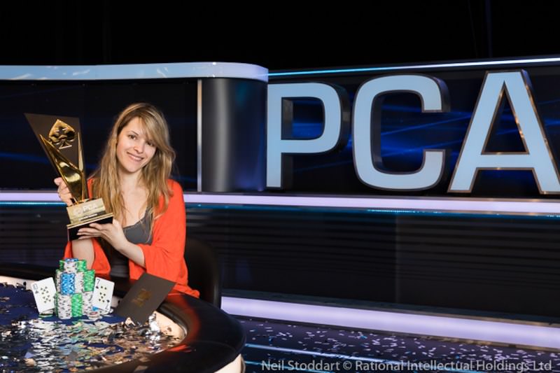PCA Main Event Maria Lampropoulos holt den Titel Hochgepokert