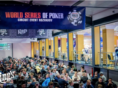 WSOPC King’s – Alexander Romme Chipleader nach Tag 1a