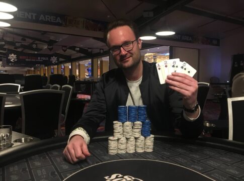 WSOPC Side Events – Florian Sarnow holt das 6-Max PLO Turnier, Heads-Up Deal im Daily!