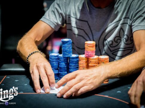 Angelo Benazzi triumphiert beim King’s THNL 6-Max am Mittwoch und gewinnt €1.737!