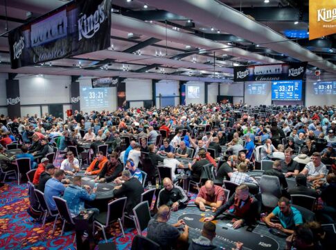 Unglaubliche 1.689 Entries bis jetzt beim Dutch Classics Main Event im King’s – Late-Reg bis zum Start vom Finale!