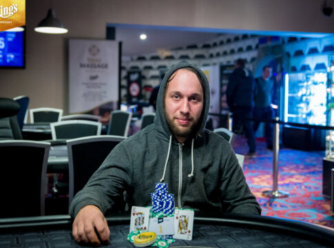 Fabian Rolli gewinnt das Sunday Chillout Side Event – So startet das King’s ins neue Jahr!