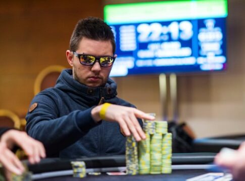 Matthias Eibinger mischt beim PokerStars Caribbean Adventure Main Event ganz vorne mit!
