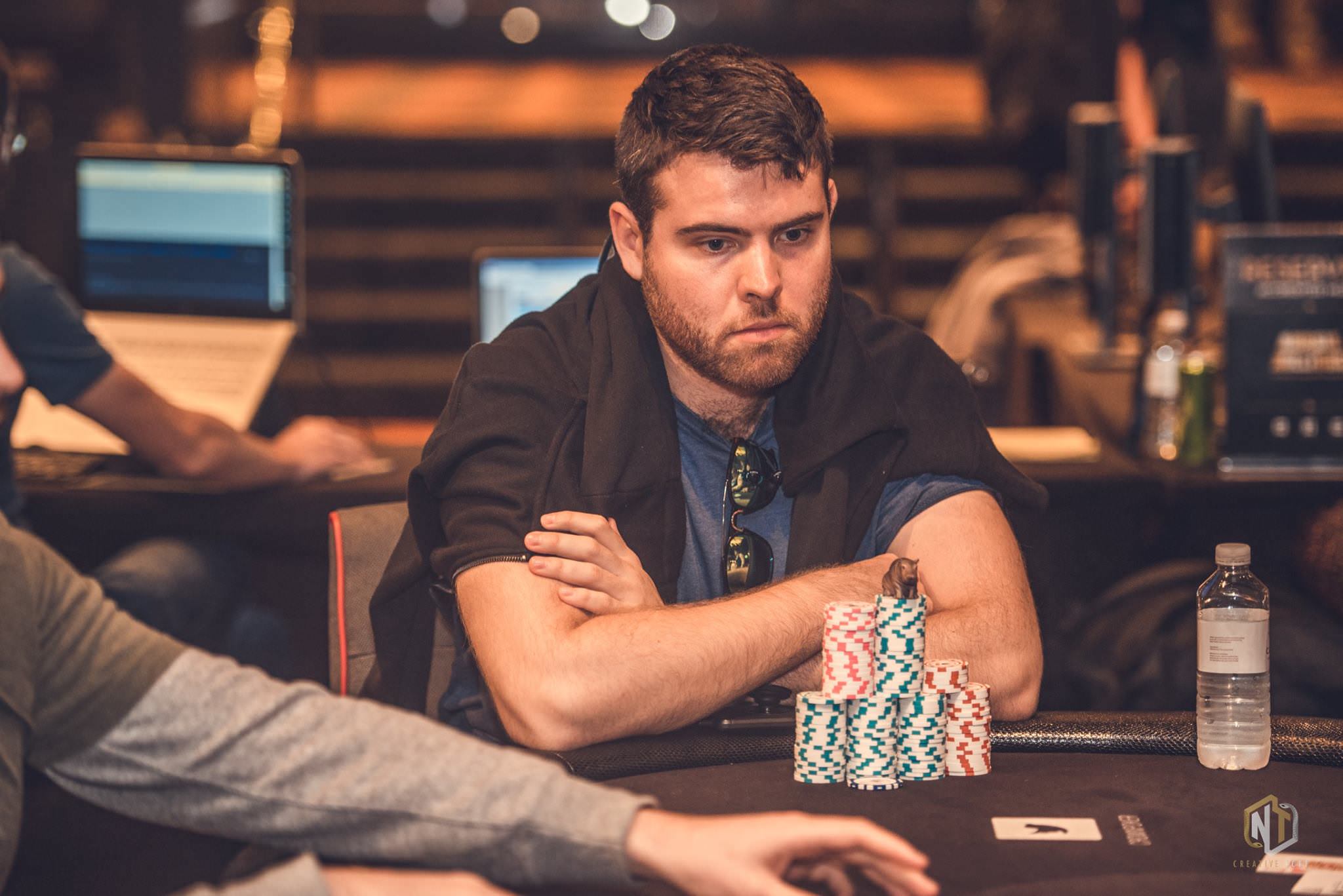 Jack Sinclair (GBR) Hochgepokert