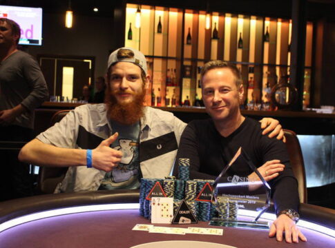 Robert S. und Tim O. teilen sich den Sieg beim Hochgepokert Masters Main Event im Casino Schenefeld!
