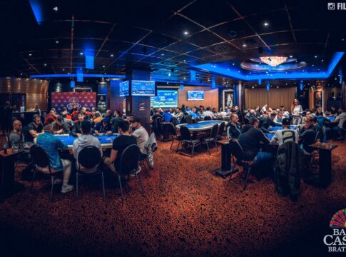 Volles Haus im Banco Casino Bratislava beim Poker Akademia Open Main Event am Freitag