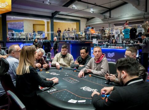 Rolf van Brug schnappt sich den Chiplead zum Start des WSOPC Lucky 7s Ring Event #2 im King’s!