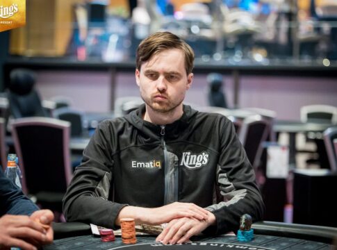 Martin Kabrhel holt den Chiplead zum Auftakt der Czech National Championship – Der Montag im King’s!