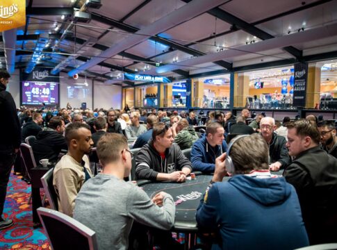 Florian Weisser geht als Chipleader ins Finale des DPT Main Events!