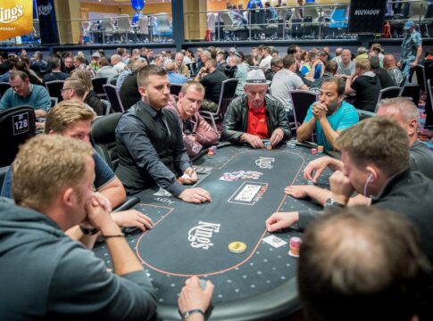 King’s Resort – Otto Guter Chipleader beim DPT Main Event nach Tag 1b