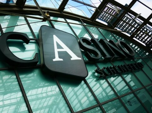 3-Way Deal entscheidet Schenefeld PLO Turnier