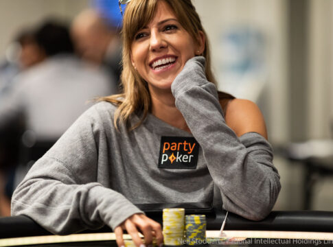 Kristen Bicknell mit Traumstart beim KO Series One Shot