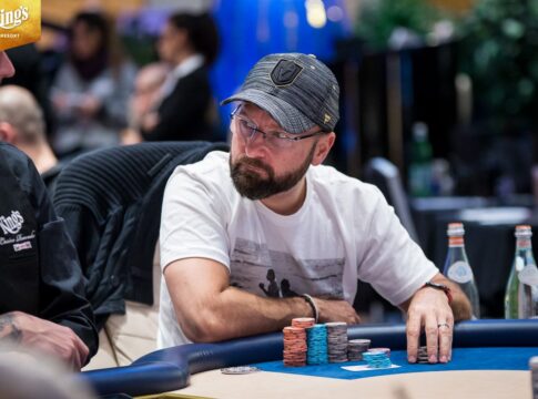 WSOPE #6: Hot und Tooran unter letzten 7 im €25k High Roller Short Deck / Negreanu & Ivey itm raus