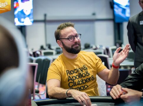 Twitch sperrt fluchenden Daniel Negreanu