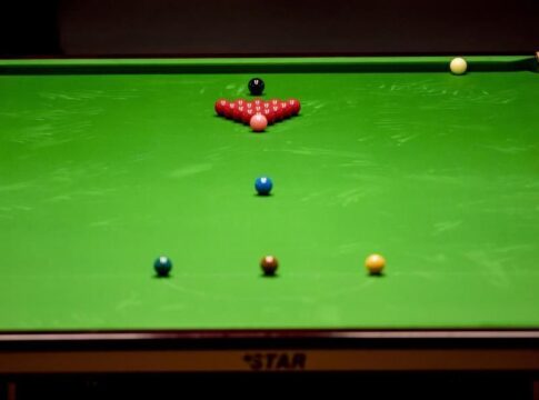 Snooker UK Championship – Eine Abendkombi beginnt den Tag