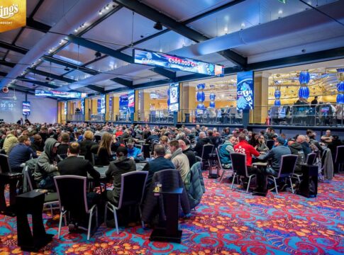 Sun Runner mit Monsterstart bei der CPM Christmas Edition im King’s!