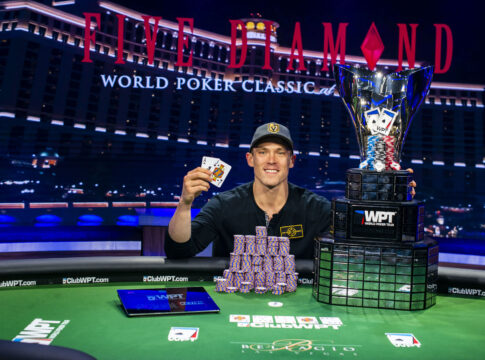 Alex Foxen ist WPT Five Diamond Main Event Champion