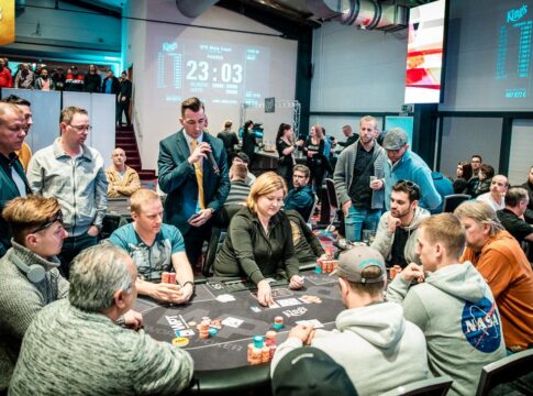 Ehrenberger sitzt Schütte beim EPD Main Event im Nacken