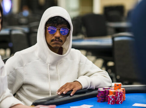 Upeshka de Silva führt beim WSOP.com Main Event