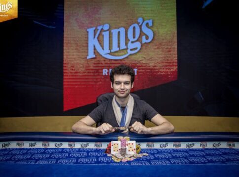Siege für Burns & Adamo bei den Poker Masters Online auf partypoker
