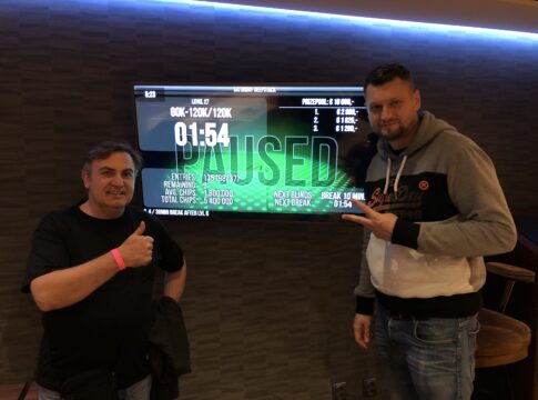 Deal zu dritt beim Saturday Deepstack im Grand Casino Aš