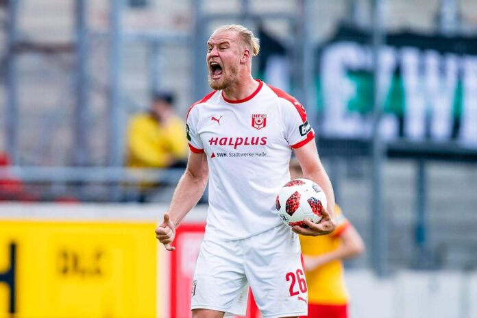 Tor von Sebastian Mai 26 Hallescher FC zum 1 2 jubelt waehrend der Saison 2018 2019 in der 3 Lig