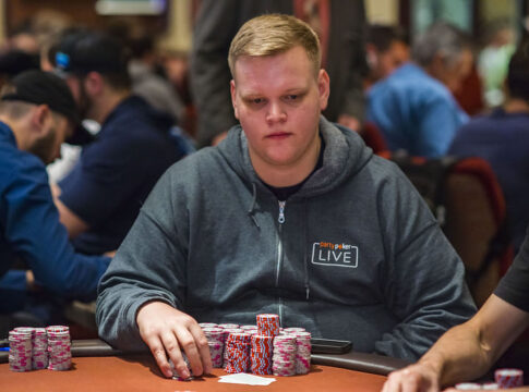 WPT auf partypoker – Lars Kamphues mischt bei der 8-Max Championship mit