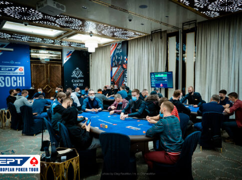Anton Smirnov führt vor dem Finale der EPT National Sochi