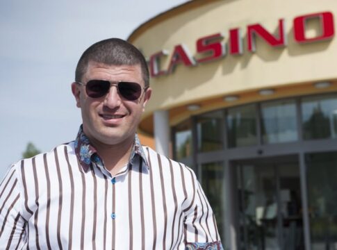 Leon Tsoukernik unterstützt ukrainische Flüchtlinge