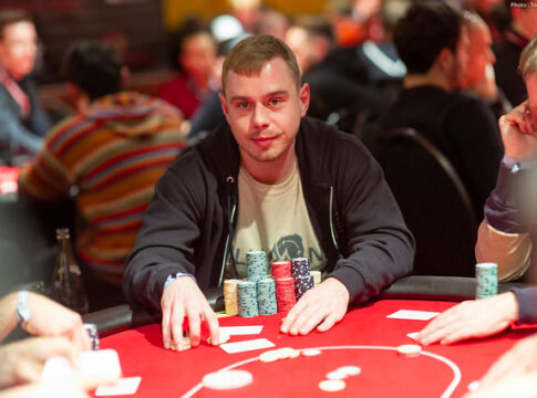 Julian Selinger verpasst den Sieg zum Auftakt der partypoker WPT Online!