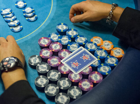 „BobDBuilder“ führt auch beim WOLF Millionaire Super High Roller im King’s!