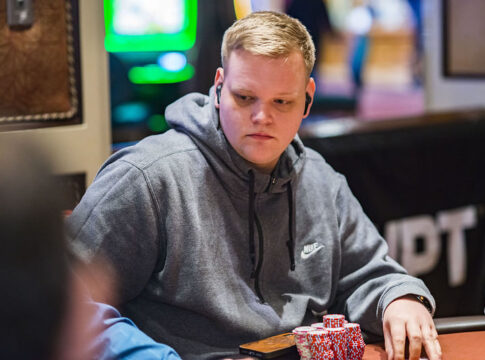 Von vier Big Blinds zu $200.888 – Timo Kamphues wird Dritter beim WSOP Crazy Eights!