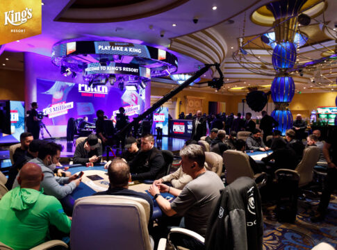 Ronnie Lemmens führt vor dem Finale des WSOPC Main Event