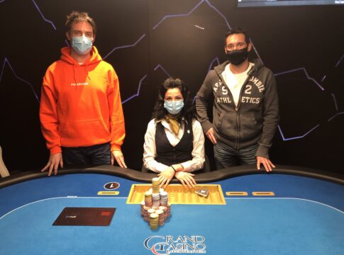Andrea Roner triumphiert nach Deal beim Liechtenstein Poker Cup