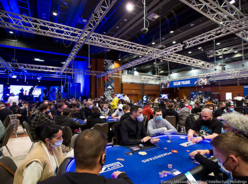 EPT Prag: Tag 1B schraubt den Preispool beim Main Event auf über €5,6 Mio.