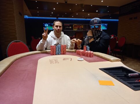 Heads Up-Deal entscheidet Saturday Deepstack im Grand Casino Aš