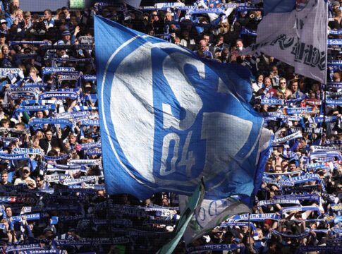 Fussball 2. Liga – Kehren die Königsblauen in die Bundesliga zurück?