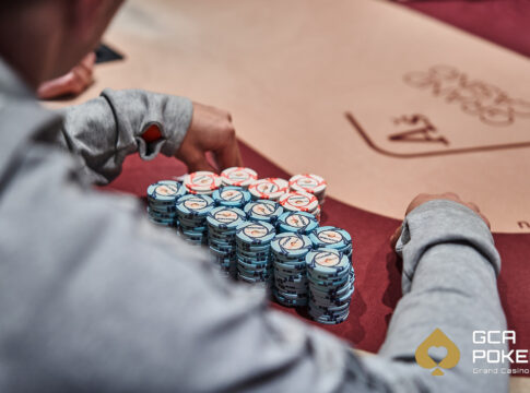 „die_GEZ“ setzt sich beim Kickstarter in Asch durch