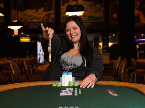 WSOP #1 – Katie Kopp holt das erste Bracelet der 53rd WSOP in Las Vegas!