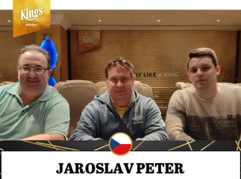 Peter, Schneider und Albert dealen beim King’s Big Tuesday