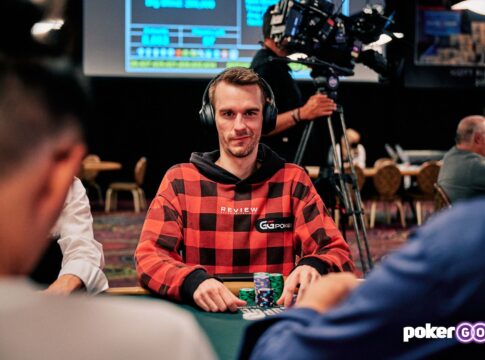 Tom Kunze springt in Tag 2 der WPT World Championship!