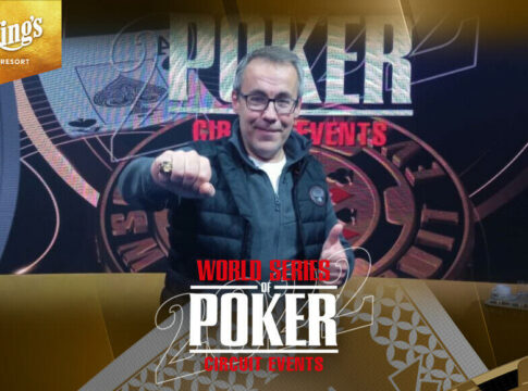 Wendelin Jall zieht sich den 5Card PLO-Ring im King’s an