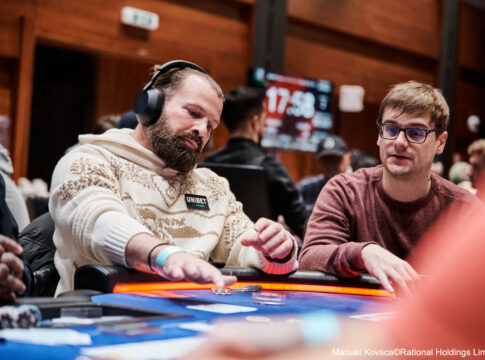Alexandre ‚ReWARds84‘ Reard schlägt ‚Sintoras‘ Heads-up im Thursday Thrill!