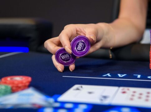 Bluffen beim Poker | Mehr Bluffen und groß gewinnen