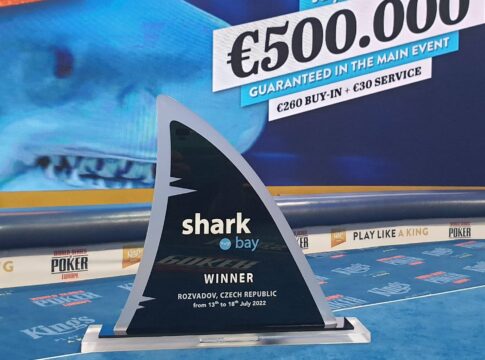 67 Haie steigen zum Auftakt in den Sharkbay Main Event im King’s ein!